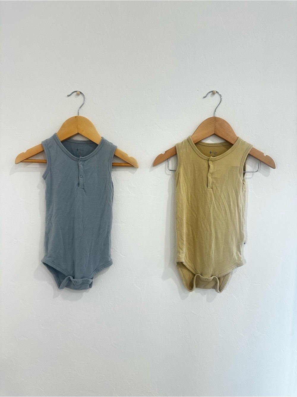 Kyte Baby Sleeveless Bodysuit Bundle, 6-12 MO